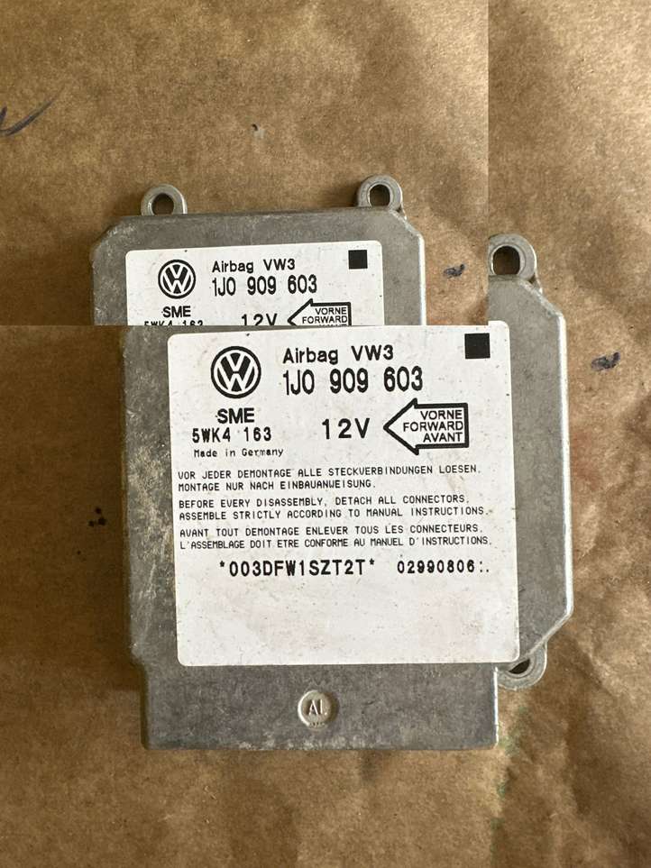 Volkswagen Golf IV (1998 - 2005)  1J0909603 Блок управления надувных подушек