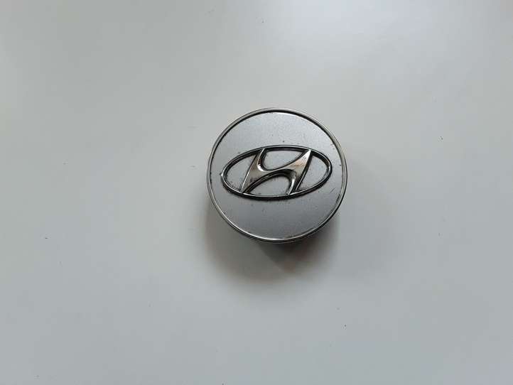 Hyundai i30 (2012 - 2015)  529603K250 Заводская крышка (крышки) от центрального отверстия колеса