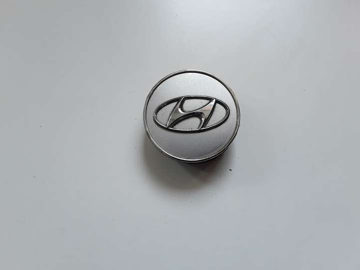 Hyundai i30 (2012 - 2015)  529603K250 Заводская крышка (крышки) от центрального отверстия колеса