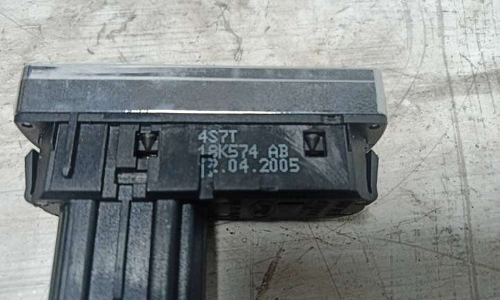 Ford Mondeo Mk III (2000 - 2007)  4S7T18K574AB Включатель обогрева стекла с помощью электричества