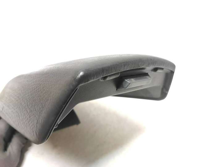 Volvo V70 (2000 - 2004)   Подлокотник