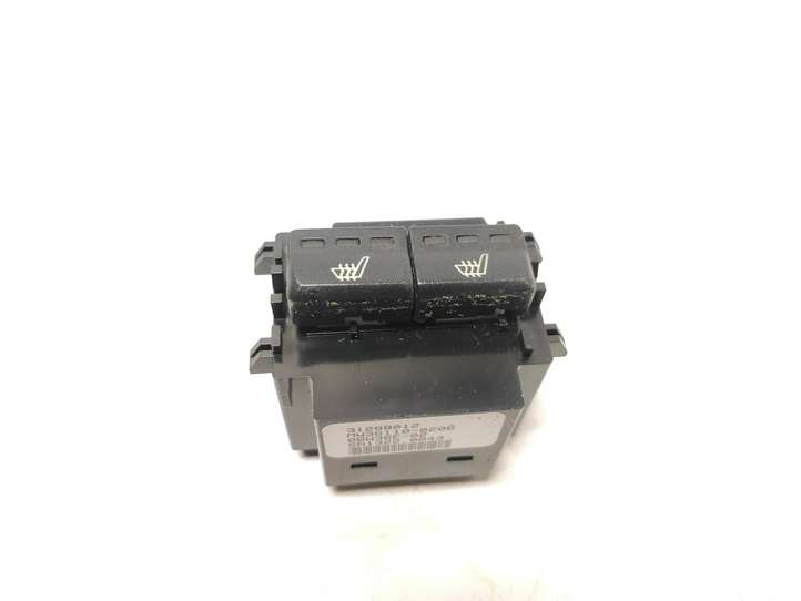 Volvo V70 (2000 - 2004)  31288012 Включатель обогрева