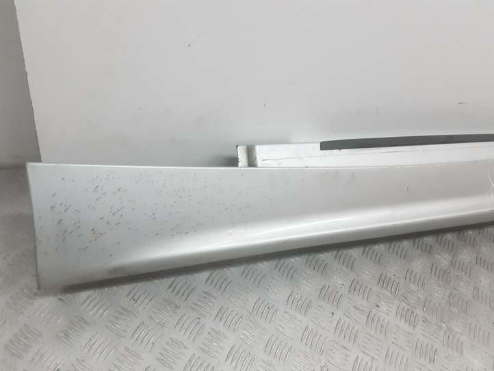 BMW 1 E81 E87 (2004 - 2011)  7147401 Порог