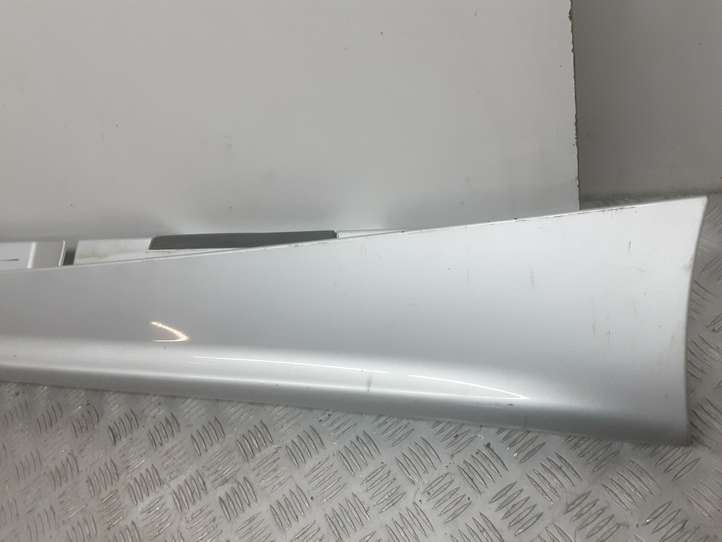 BMW 1 E81 E87 (2004 - 2011)  7147401 Порог