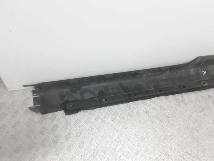 Volvo C70 (2009 - 2013)  30737151 Порог