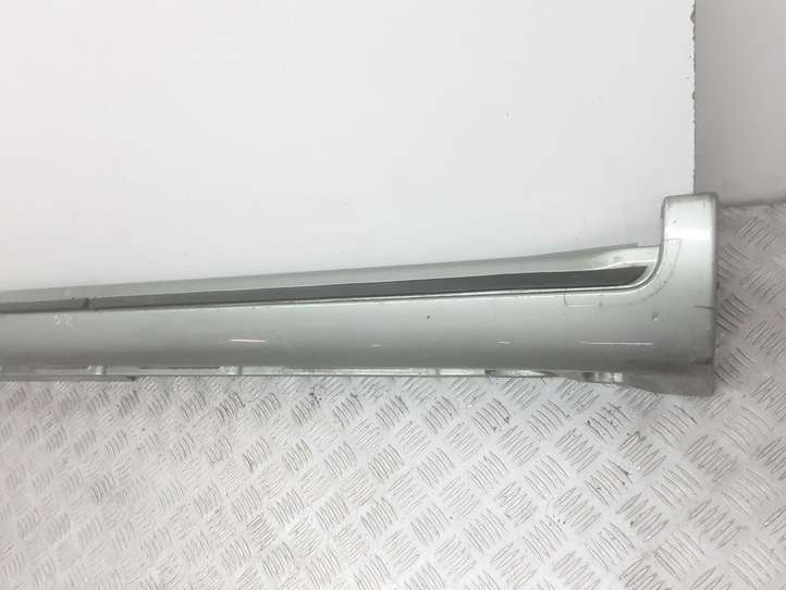 Volvo V70 (2004 - 2007)  08693502 Порог