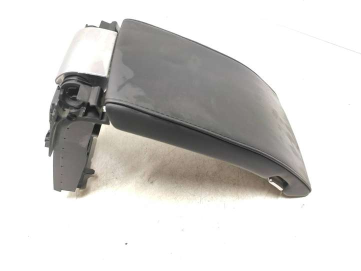 Volvo S80 (2009 - 2013)  30715142 Подлокотник