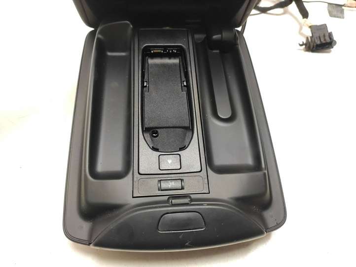 BMW X5 E53 (1999 - 2006)  8402939 Подлокотник