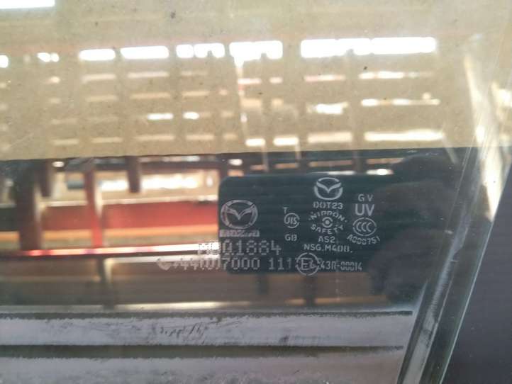 Mazda 6. (2012 - 2015)   Основное стекло передних дверей (четырехдверного автомобиля)