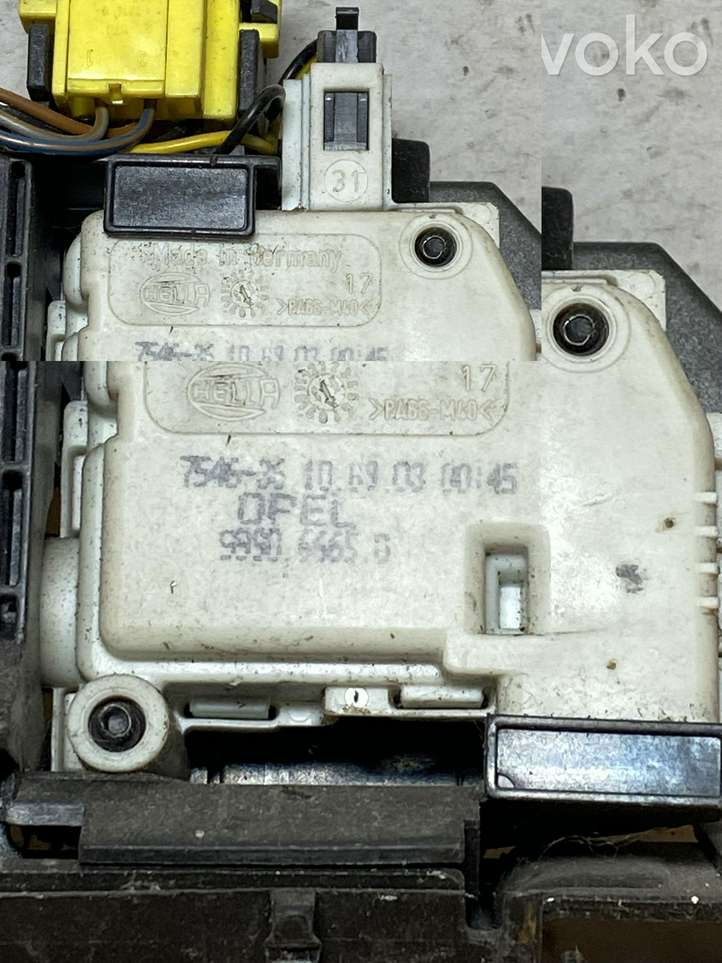 Opel Vectra (2002 - 2005)  999066650 Замок задней крышки