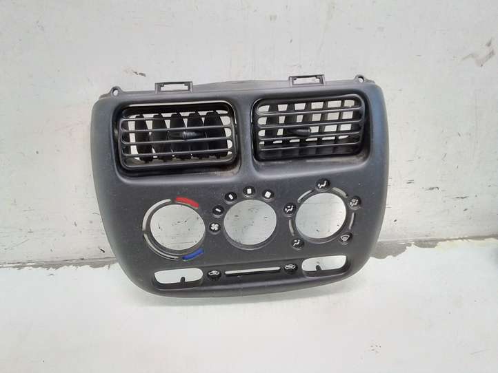 Suzuki Ignis (2000 - 2003)   Отделка контроля климата / контроля печки