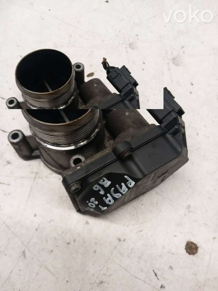 Volkswagen PASSAT B6 (2005 - 2010)  03L128063D Дроссельная заслонка