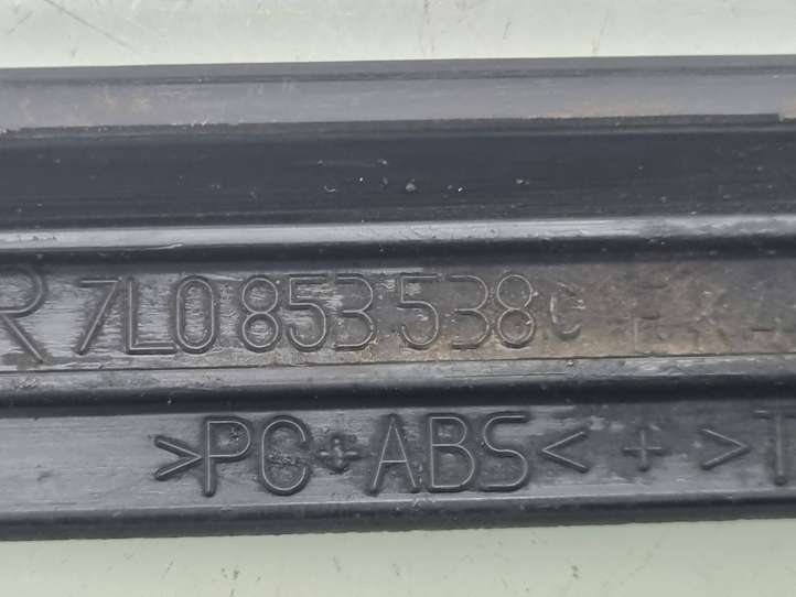 Volkswagen Touareg I (2002 - 2010)  7L0853538C Отделка переднего порога (внешняя)