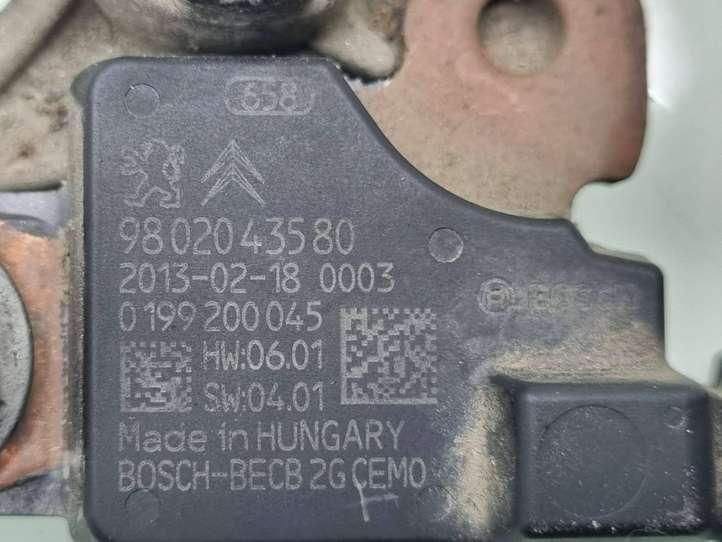 Citroen Berlingo (2012 - 2015)  9802043580 Предохранитель