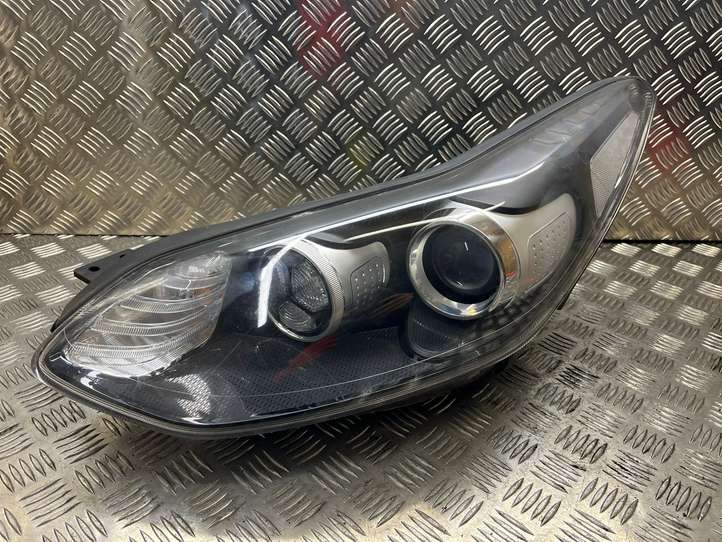 Kia Sportage (2016 - 2018)  92101 Передняя фара