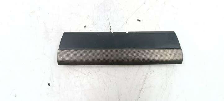 Volkswagen Bora (1998 - 2005)  1J0858981C Другая деталь салона
