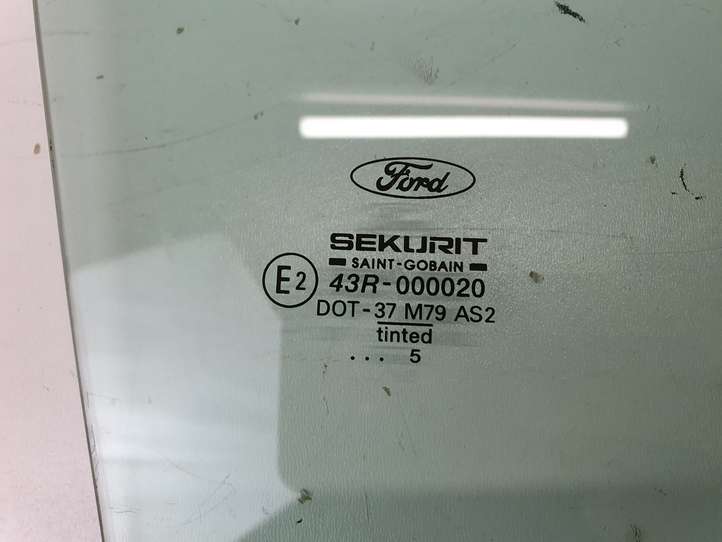 Ford Mondeo Mk III (2000 - 2007)   Основное стекло передних дверей (четырехдверного автомобиля)