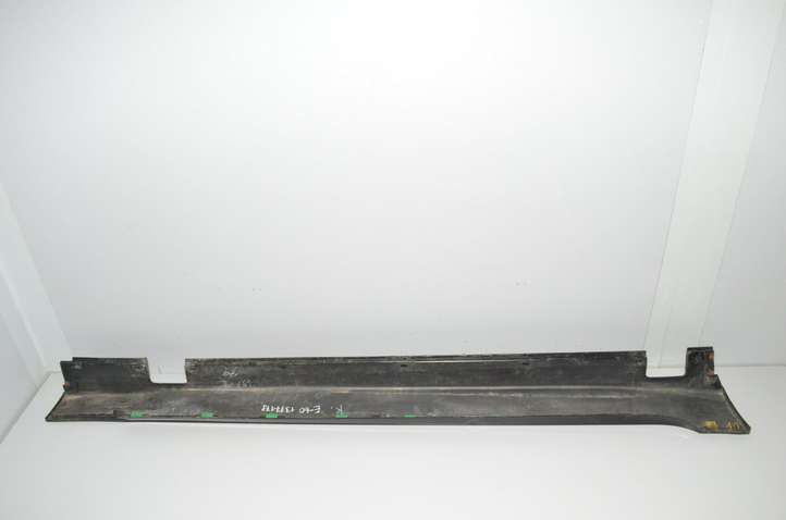 BMW 5 E60 E61 (2004 - 2010)   Порог