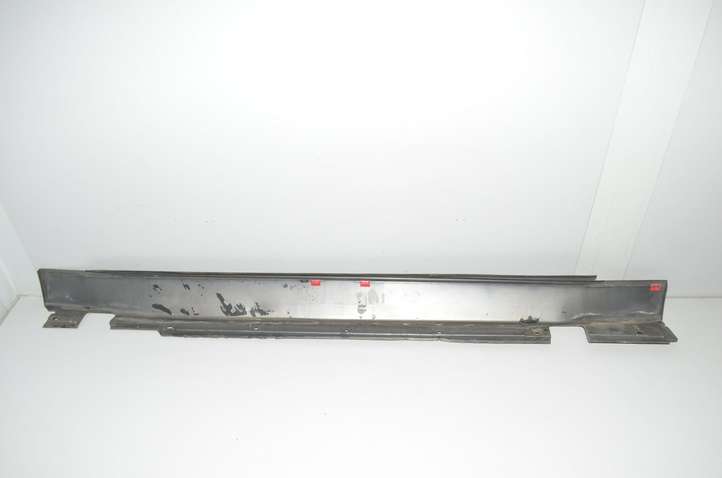 BMW 7 E65 E66 (2001 - 2008)   Порог