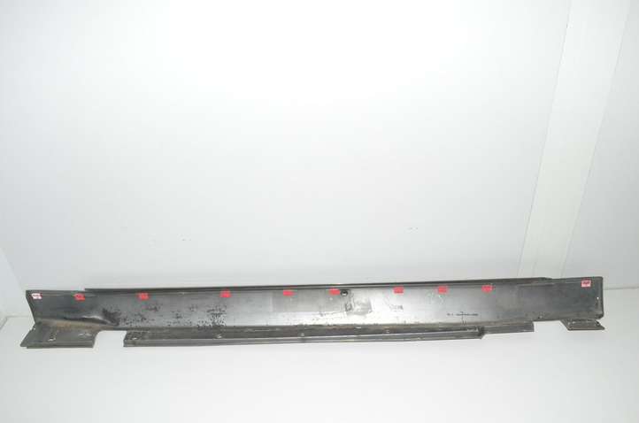 BMW 7 E65 E66 (2001 - 2008)   Порог