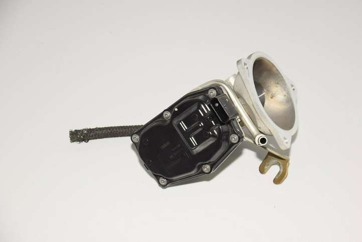BMW 7 G11 G12 (2015 - 2022)  8574820 Клапан EGR
