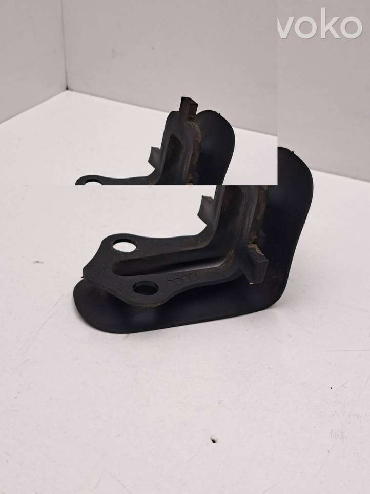 Audi A6 (2004 - 2008)  4F0837087 Другая деталь отделки пере́дней дверей
