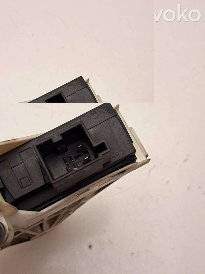 Audi A6 (2004 - 2008)  4F0959802A Механизм подъема окон задней двери