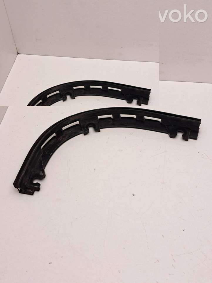 Audi A6 (2004 - 2008)  4F0833346A Уплотнительная резина на задних дверях