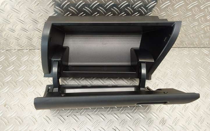 Toyota Prius+ (ZVW40) (2011 - 2018)  5544047020 Ящик для вещей