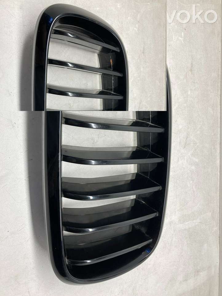 BMW X5 F15 (2013 - 2017)  51137294486 Верхняя решётка