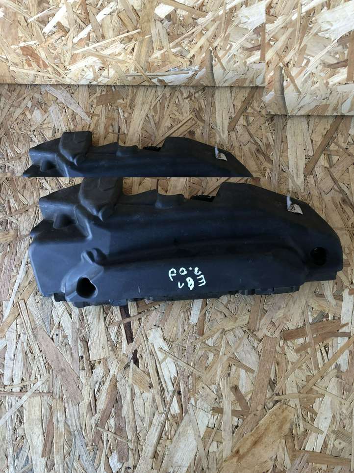 BMW 5 E60 E61 (2004 - 2010)  11147788918 Крышка двигателя (отделка)