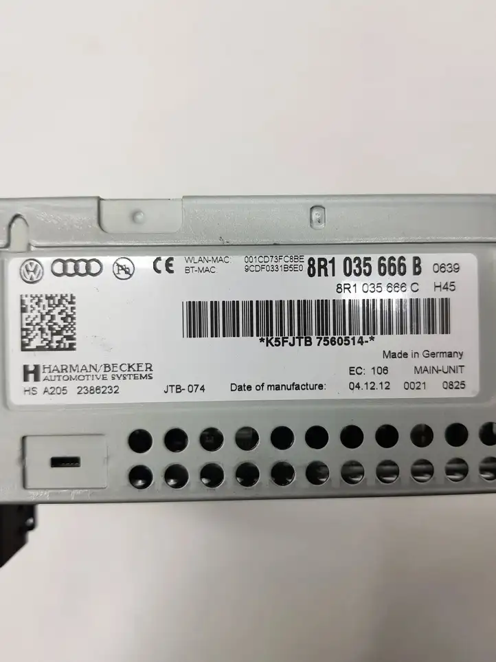Audi A4 S4 B8 8K (2007 - 2011) 8R1035666B Магнитола / мультимедийная система — фото 4
