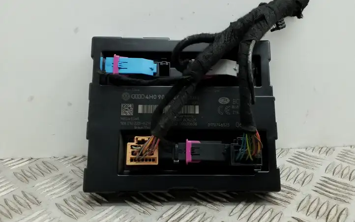 Volkswagen Touareg II (2010 - 2018)  4H0907064BH Mодуль kомфортa