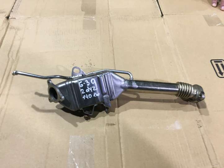 BMW 5 G30 G31 (2016 - )  8576473 Охладитель EGR