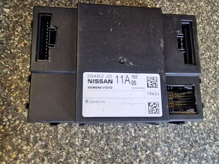 Nissan X-Trail T31 (2007 - 2014) 284B2JD11A Модуль комфорта — фото 2