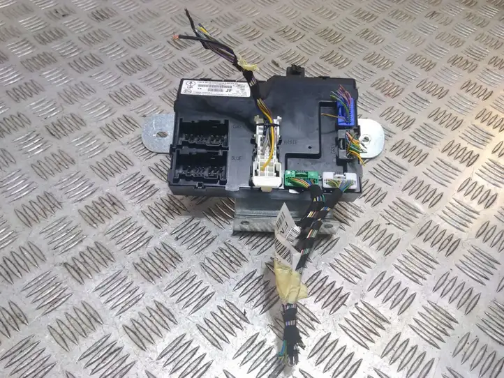 Ford Fiesta (2013 - 2017) DN1T15K600JF Модуль комфорта — фото 1