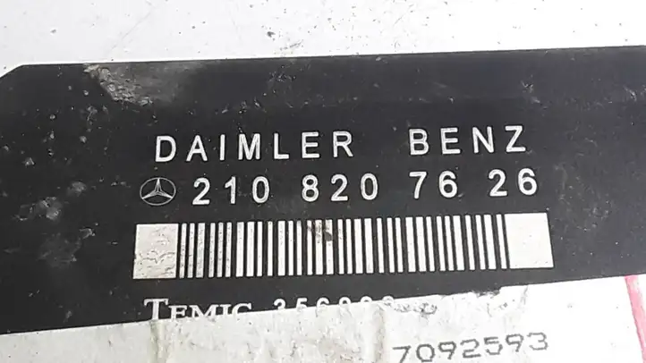 Mercedes-Benz E W210 (1995 - 2002) 2108207626 Блок управления дверью — фото 2