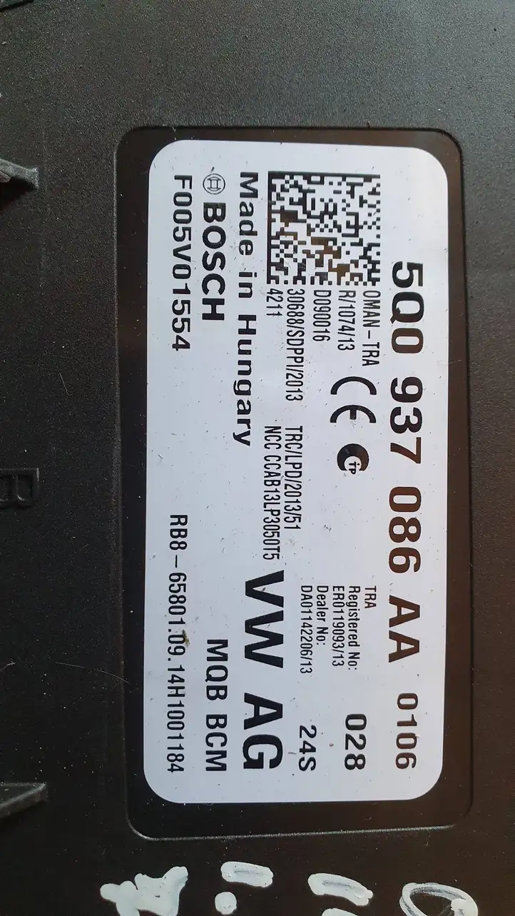 Skoda Octavia Mk3 (5E) (2013 - 2019) 5Q0937086AA Модуль комфорта — фото 3