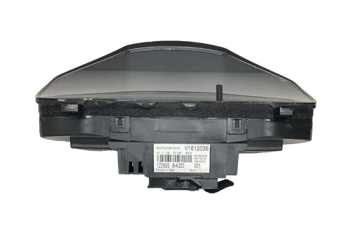 Skoda Octavia Mk2 (1Z) (2004 - 2013)  1Z0920842D Спидометр (приборный щиток)