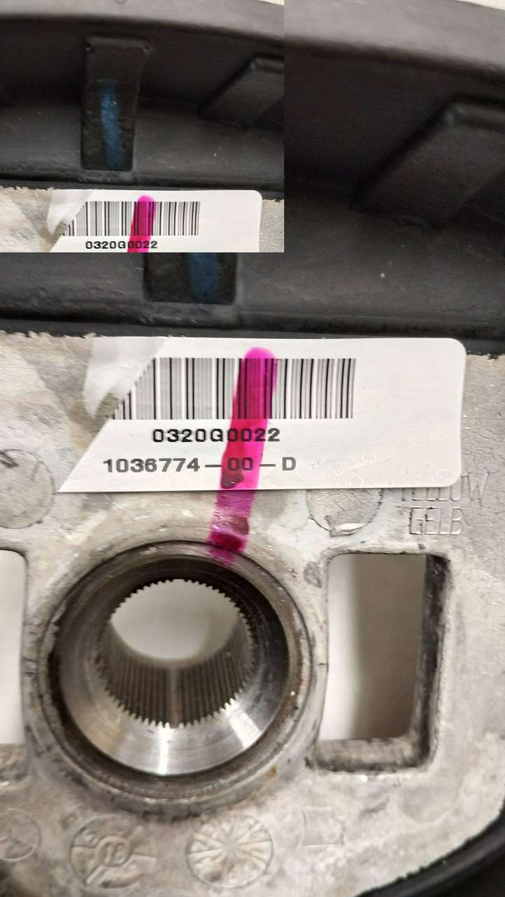 Tesla Model S (2016 - 2021)  103677400d Руль