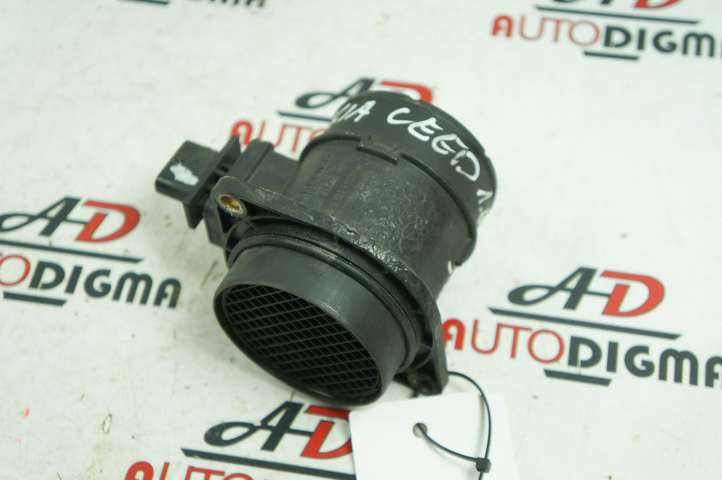 Kia Ceed (2006 - 2010)  9220930004 Измеритель потока воздуха