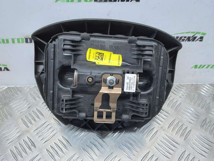 Renault Laguna (2005 - 2007)  8200284549A Подушка безопастности руля
