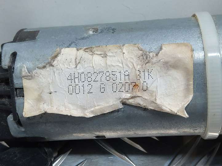 Audi A8 (2010 - 2014)  4H0827851A Притягиватель задней крышки