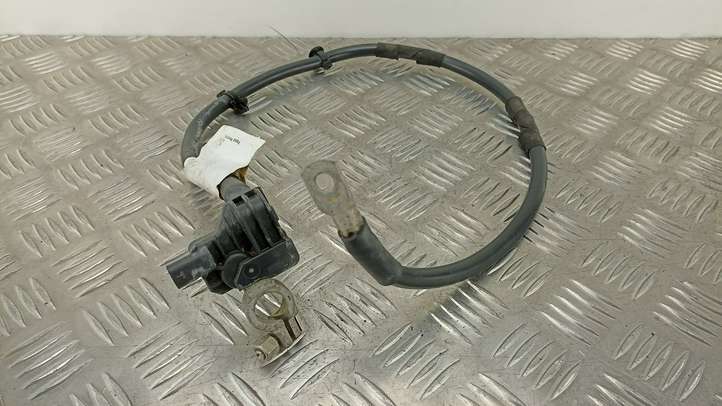 Audi A1 (2010 - 2014)  8K0915181L Минусовый провод (аккумулятора)