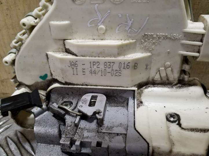 Seat Altea XL (2004 - 2015)  1P2837016B Передняя звукоизоляция