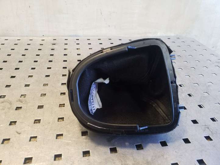 Seat Altea XL (2004 - 2015)  5P0863279 Отделка рычага переключения передач (кожа, головка)