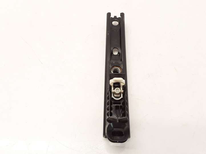 Land Rover Discovery (2004 - 2009)  532092200A Регулятор высоты ремня безопасности