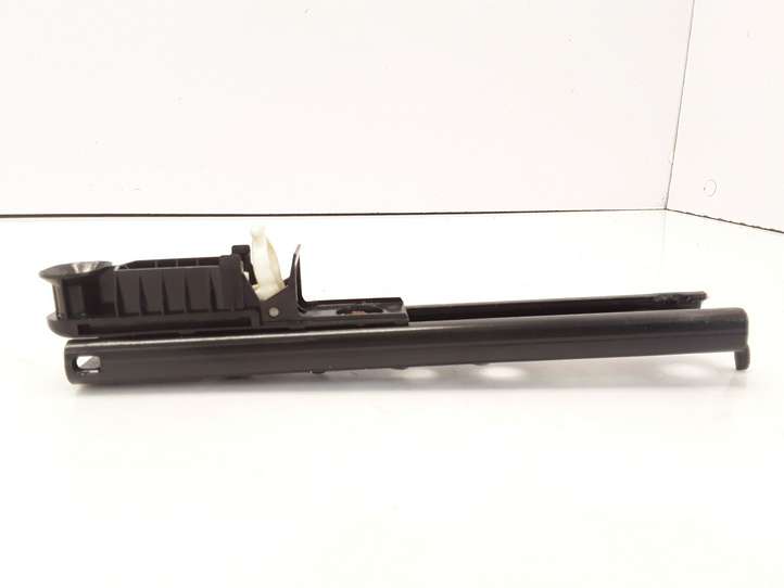 Land Rover Discovery (2004 - 2009)  532092200A Регулятор высоты ремня безопасности