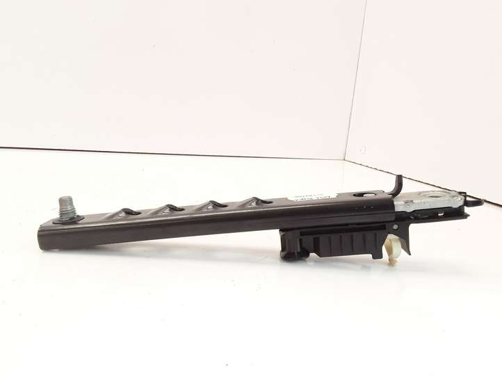 Land Rover Discovery (2004 - 2009)  532092200A Регулятор высоты ремня безопасности