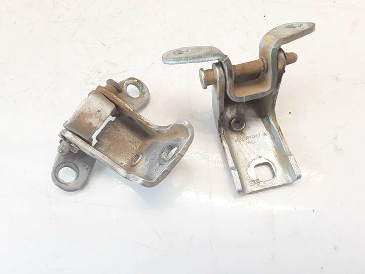 Ford Maverick (2004 - 2007)  4L8A7826801AA  Комплект петель задней двери